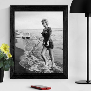 MARGARET LEE, Celebrity 8 x 10 Photo, Vintage Photo, Printable Photo, Instant Download, 300 DPI, Wall Art