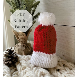 Knitting Pattern // Santa Baby Hat // Beginner Pattern // by Purl District PDX