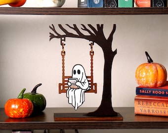 Ghost on Swing Book Nook: Bookshelf Decor