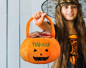 Personalized Halloween Basket with Name - Embroidered Trick or Treat Bag, Custom Pumpkin Bucket, Pumpkin Bucket for Kids, Gift for Child