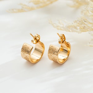 Engraved Birth Flower Earrings, 18K Gold Plated Open Hoop Earrings, Earrings for Women, Birthday Gift for Her, Christmas Gift for Grandma