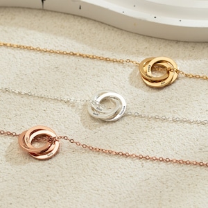 Personalized Family Name Necklace, Russian Ring Interlock Circle Necklace, Friendship Necklace, Birthday Gift for Mom,Custom Gift for Wife