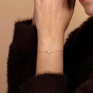 Diamond Charm Bracelet, Minimalist Bracelet, Flower Diamond Bracelet, Dainty Gemstone Bracelet in Gold, Sterling Silver, Bridesmaid Gifts
