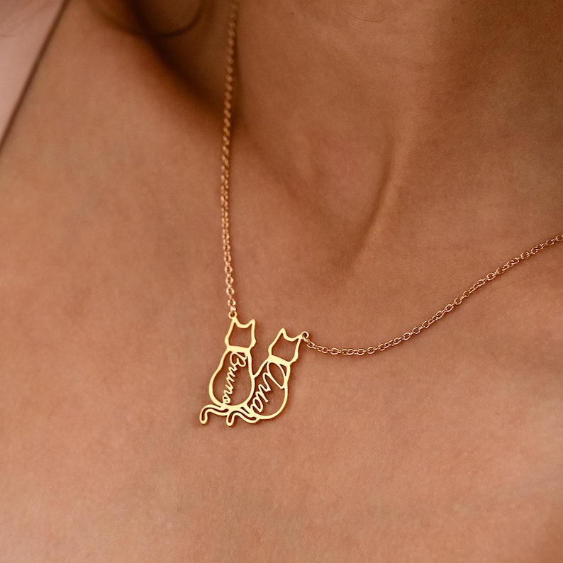 Personalized Cat Name Necklace, Custom Cat Silhouette Necklace with Name, Minimalist Cat Necklace, Memorial Gift, Cat Lovers Christmas Gift