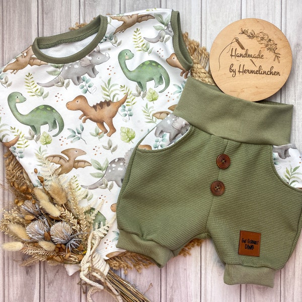 Baby Kinder Set | Dinosaurier | Knöpfe | Tshirt | Oversize Shirt | Shorts | kurze Pumphose | auch einzeln erhältlich