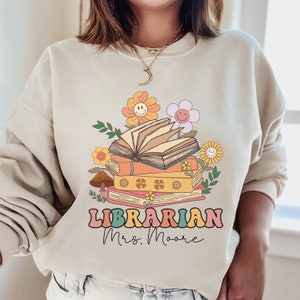 Personalisierte Bibliothekar Pullover, Bibliothekar Pullover, Geschenk für Bibliothekar, elementare Bibliothekar Shirt, Bibliothekar Sweatshirt