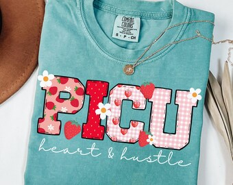 PICU Krankenschwester Shirt Kinderintensivstation Shirt PICU Krankenschwester Tshirt Komfort Farben Krankenschwester Wertschätzung Geschenk Kinderpflegerin Erdbeere
