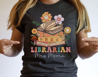 Personalized Librarian Shirt, Custom Librarian t-shirt, Gift for Librarian, Elementary Librarian Shirt, Librarian t-shirt