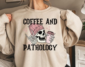 Café y patología, camiseta de asistente de patología, camiseta de patólogo, camiseta de histología, regalos de patología, suéter de asistente de patología