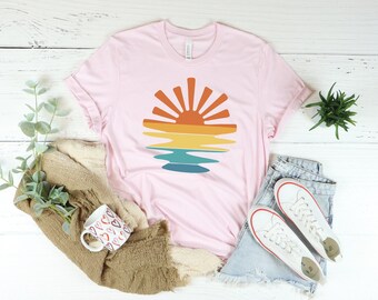 Retro Summer Time, Retro Sunset Rays Wavy Shirt, Vintage Shirt, Retro Sunshine Shirt, Sun Rays Tee, Beachy Vibes Tee, Sunset T-shirt