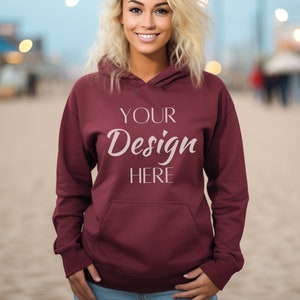 Gildan 18500 mockup, kastanjebruin Gildan 18500 hoodie vrouw mockup, kastanjebruine hoodie mockup met lange mouwen, oversized sweatshirt met capuchon