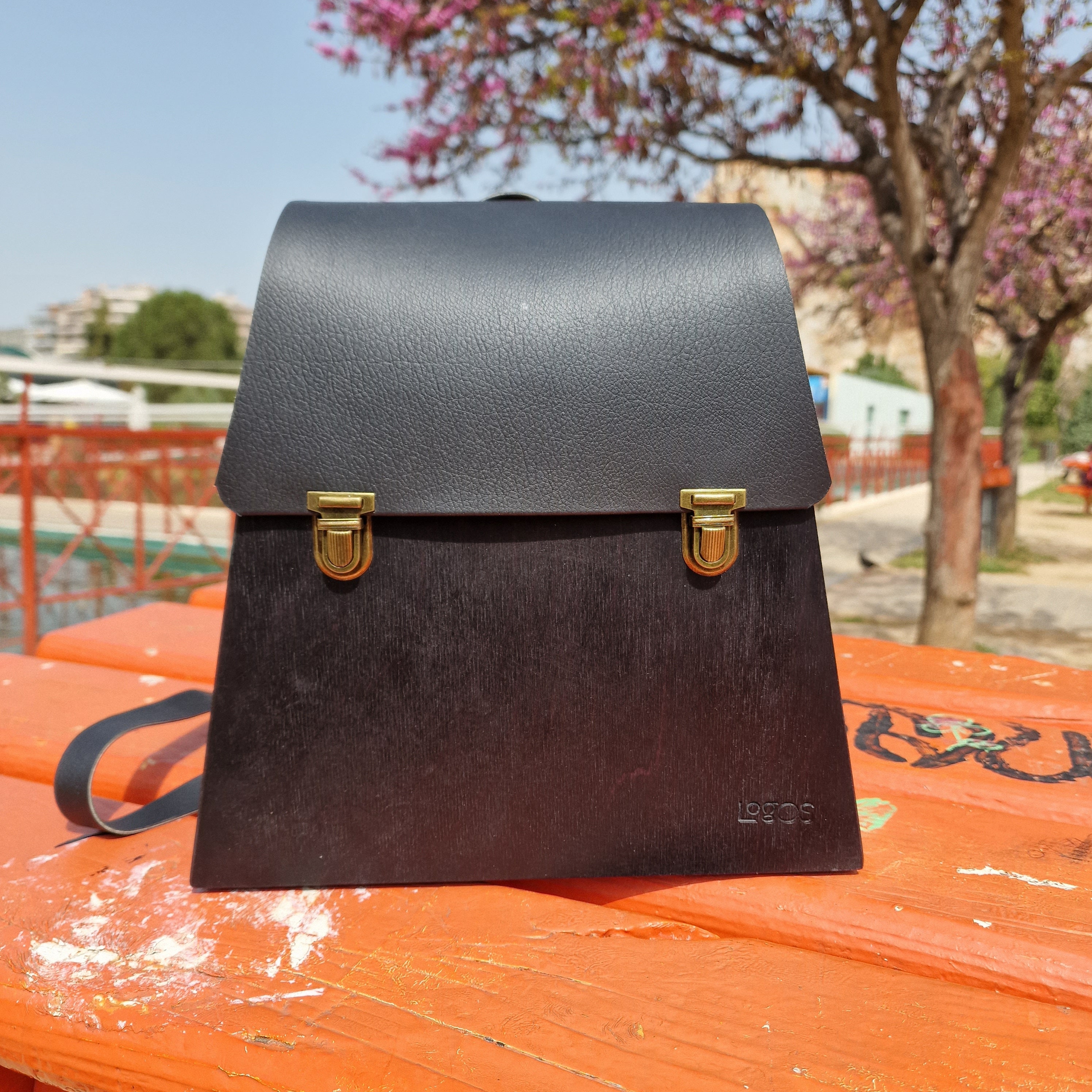 Handmade Backbag made of Wood & Vegan Leather(Engraving)