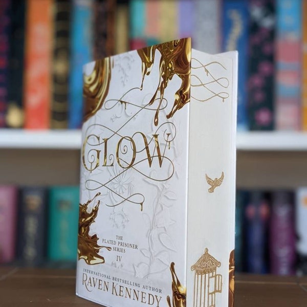 Glow by Raven Kennedy Benutzerdefinierte Schablone gesprüht handbemalt Rand Bücher Geschenk Sonderedition