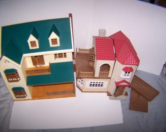 Dolls Houses, Sylvanian Families, 16th Scale Miniature, Houses, Oakwood Manor, and Willow Hall, Vintage