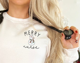Nurse Christmas Sweatshirt | Merry Xmas Winter Rn Crewneck Sweater | Cute Snowman ER ED ICU Oversized Nurse Secret Santa Gift