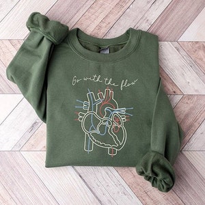 CVICU Cardiac Nurse Heart Anatomy Sweatshirt, Cath Lab RN Crewneck, CCU Nurse Sweater, Cv Icu Cardiac Care Unit Cardiology Human Heart Flow