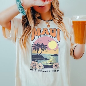 Maui Hawaii Shirt, Hawaii Family Vacation Tee, Vintage Boho Trendy Womens Beach TShirt, Maui Lahaina Girls Trip T-Shirt, Summer Sunset Tee