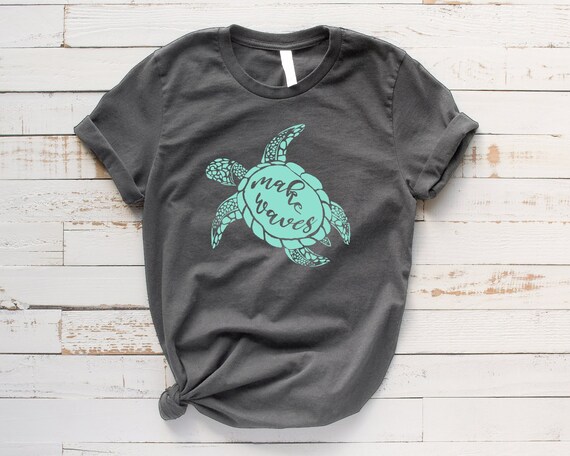 Hawaiian Sea Turtle Bay Shirt, Hawaii Animal Tee Gift Hawaiian Sea Turtle Bay Shirt, Hawaii Animal Tee Gift