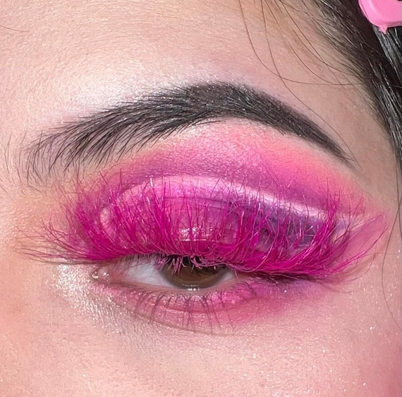 Neon Pink Eyelashes Neon Pink Eyelashes