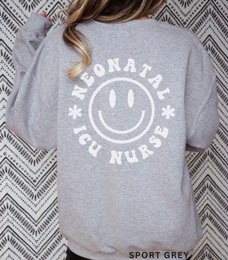 NICU Nurse Sweatshirt, Neonatal Nurse Shirt, NICU Nurse Crewneck Sweater, Nurse Gifts, Tiny Humans Shirt Nurse Apparel Gifts for Nurses imagem 8