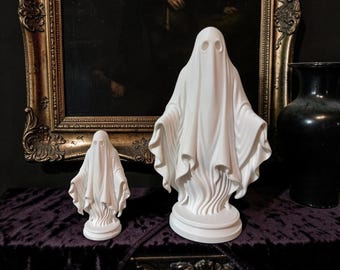 Ghost Statue | Gothic Home Decor | 3D Printed Ghost Figurine | Spooky Shelf Decor | Bookshelf Decor | Ghost Gift