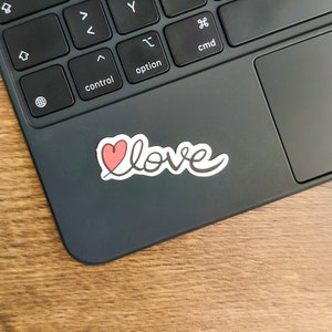 Love | Sticker | Aufkleber | Liebe | Herz | Heart | Valentinstag | 1.Korinther 13,4 | Geduldig | Freundlich | Bibelvers | Gott | Jesus