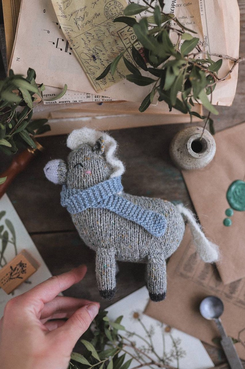 Cute horse and unicorn knitting pattern. Amigurumi toys. Сhildren's soft toy. Knitted animals. Fairytale unicorn image 6
