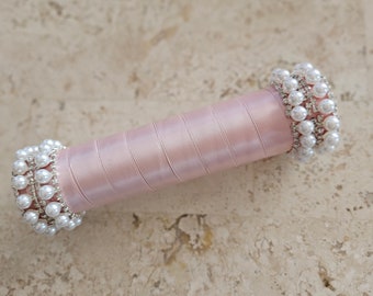 Big Pearl Dusty Rose Bouquet  Holder