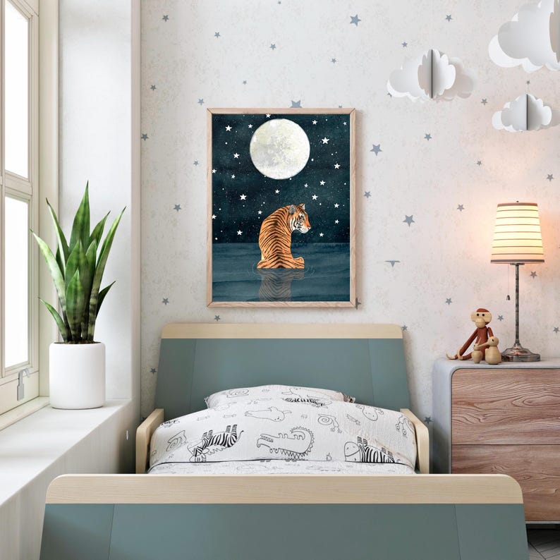 Tijgerkunstdruk: schilderij hemelse jungle, maan kinderkamerdecoratie afbeelding 2