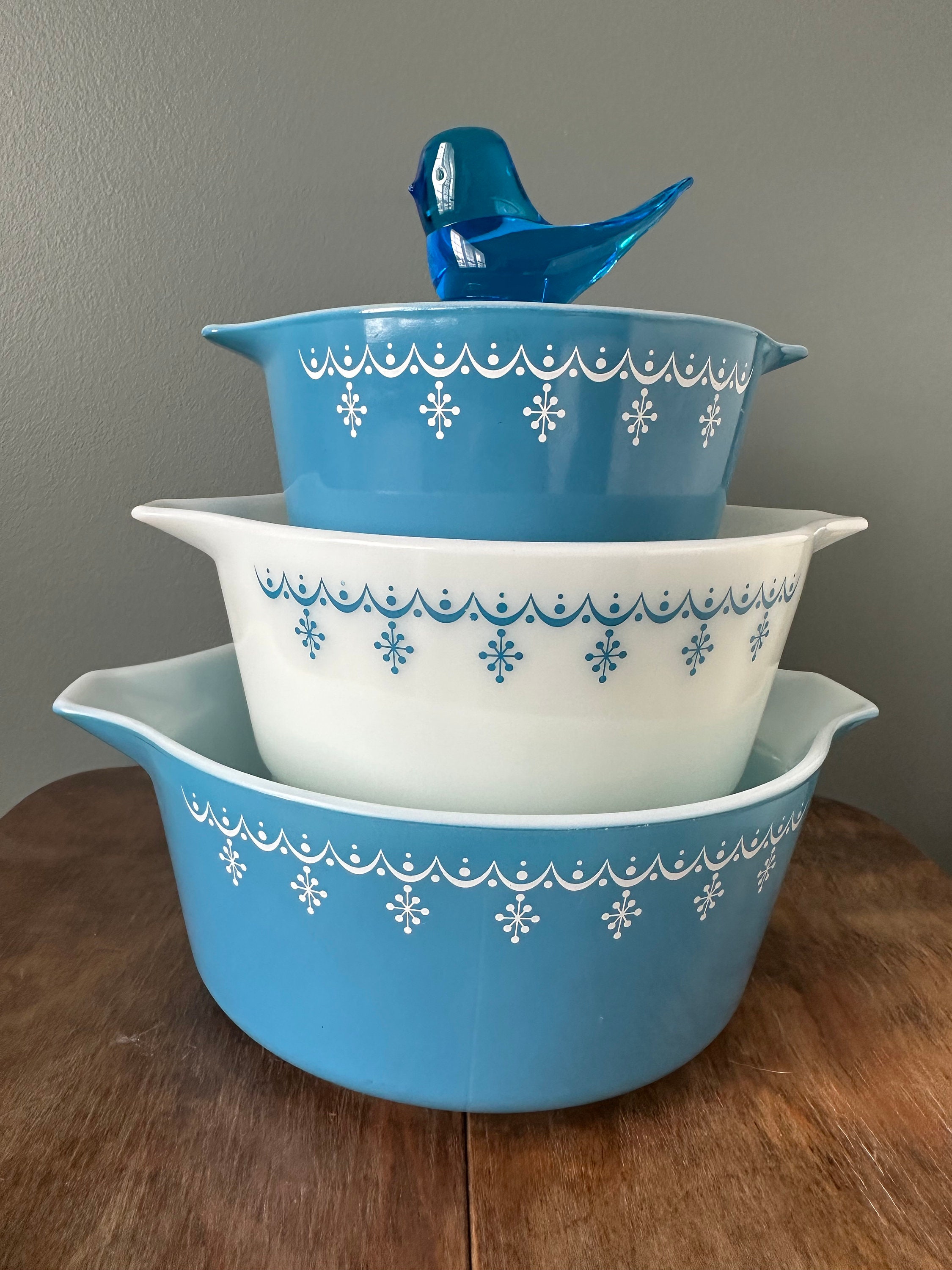 Pyrex Snowflake Garland 3-piece Casserole Set #473, #474, #475 (no