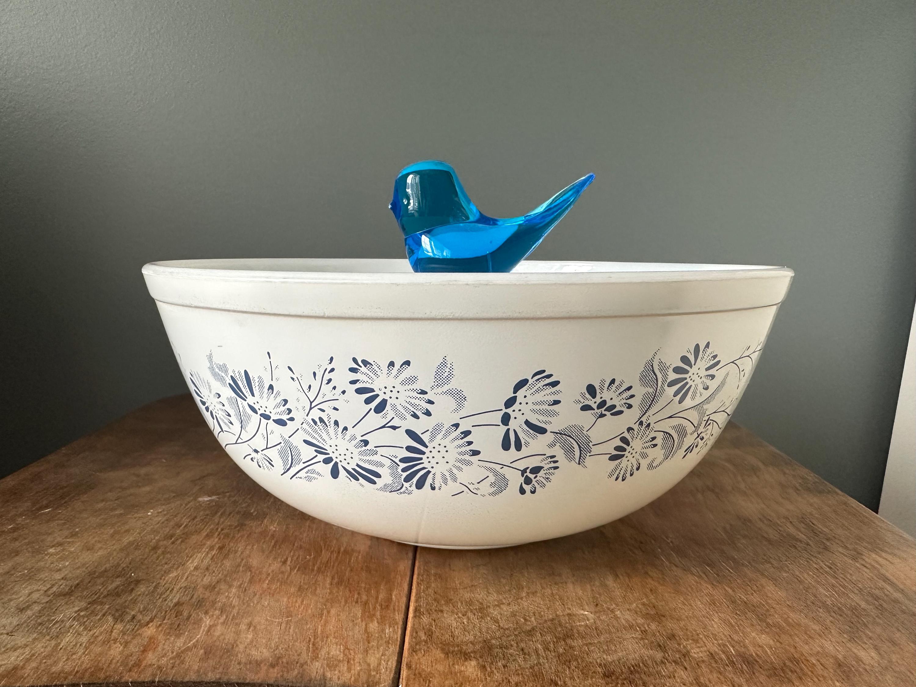 Pyrex Colonial Mist #404 Bowl - Etsy Canada
