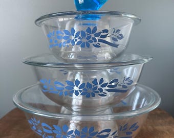 Blue Ribbon Clear Pyrex set of #322 (chipped), #323, #325