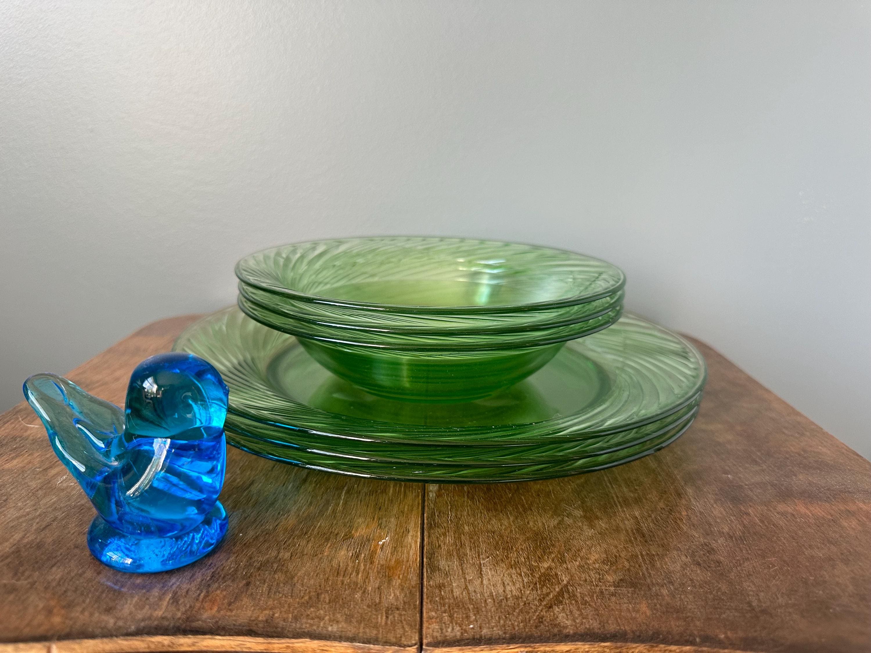 Pyrex Festiva Spring Green - 3 Plates and 3 Bowls (set of 6