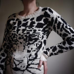 Vintage Leopard Face Sweater Size M, Graphic Animal Print Knit Pullover, Y2K Statement Knitwear, Beige Black Jumper