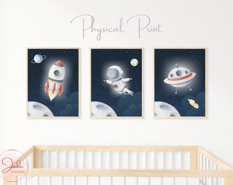 Set di 3 astronauti nello spazio, galassia e pianeti, decorazioni murali per la cameretta dei ragazzi, stampe per bambini a tema spaziale, decorazioni spaziali