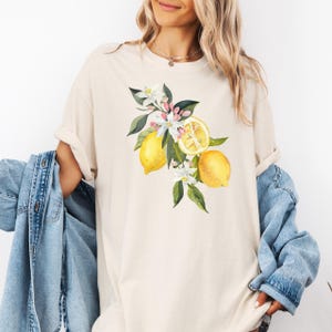 Comfort Colors® Vintage Lemon Graphic Tee, Retro Citrus Fruit Shirt, Aesthetic Summer T-Shirt, Fresh Organic Vibe Tee, Aesthetic Fruit Shirt