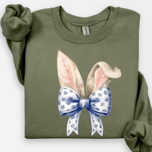 Coquette Bow Bunny Ears Sweatshirt, Cute Easter Bunny Shirt, Aesthetic Rabbit Tee, Happy Easter Gift, Soft Girl Spring Outfit,Easter Women&#39;s