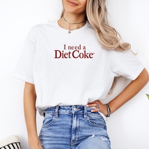 Preciso de uma camiseta Diet Coke, camiseta Soda Lover, moletom com gola redonda fofo e engraçado da Diet Coke, presente Diet Coke Lover para ela