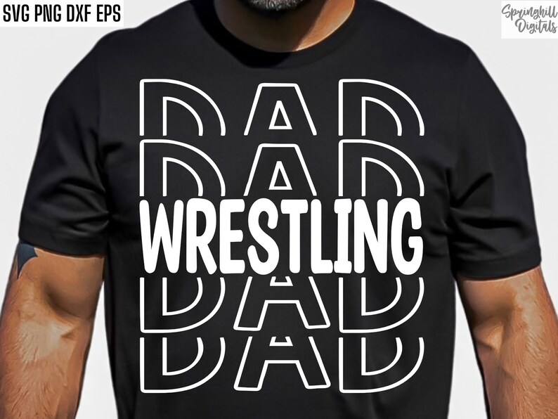 Peut inclure: T-shirt noir avec un motif graphique blanc qui dit "DAD WRESTLING DAD" dans une police superpos&eacute;e.