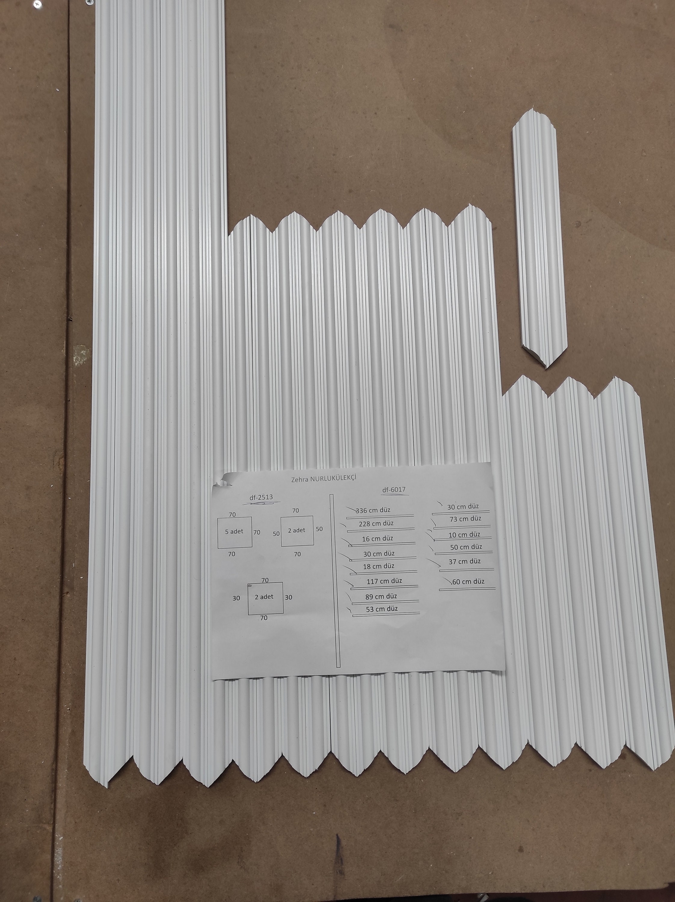 Accent Wall Molding Kit - Ready to Assemble, 3 Upper and 3 Bottom Nested  Frames (P13B)