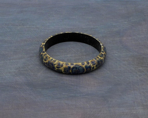 Vintage papier mâché bangle, hand painted, blue, … - image 6