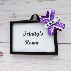 Children&#39;s Room Butterfly Sign/ Bedroom Door/ Kid&#39;s Name Plaque/ Personalized Name/ Girl&#39;s Nursery Decor