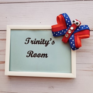 Butterfly Name Sign, Kids Name Sign, Personalized Children&#39;s Room Sign, Butterfly Wall Art, Nursery Name Sign