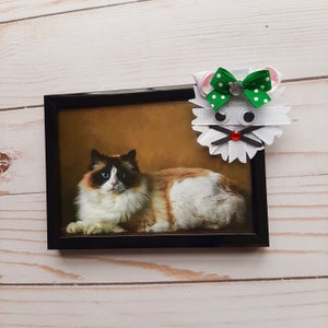 Cat Photo Frame, Cat Picture Frame, White Cat with Green and White Polka Dots, 3.5 x 5 Picture Frame