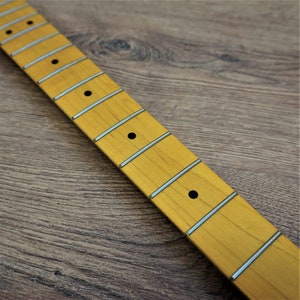 Left Handed Stratocaster Compatible Maple Neck 22 Fret Jumbo Satin Nitro