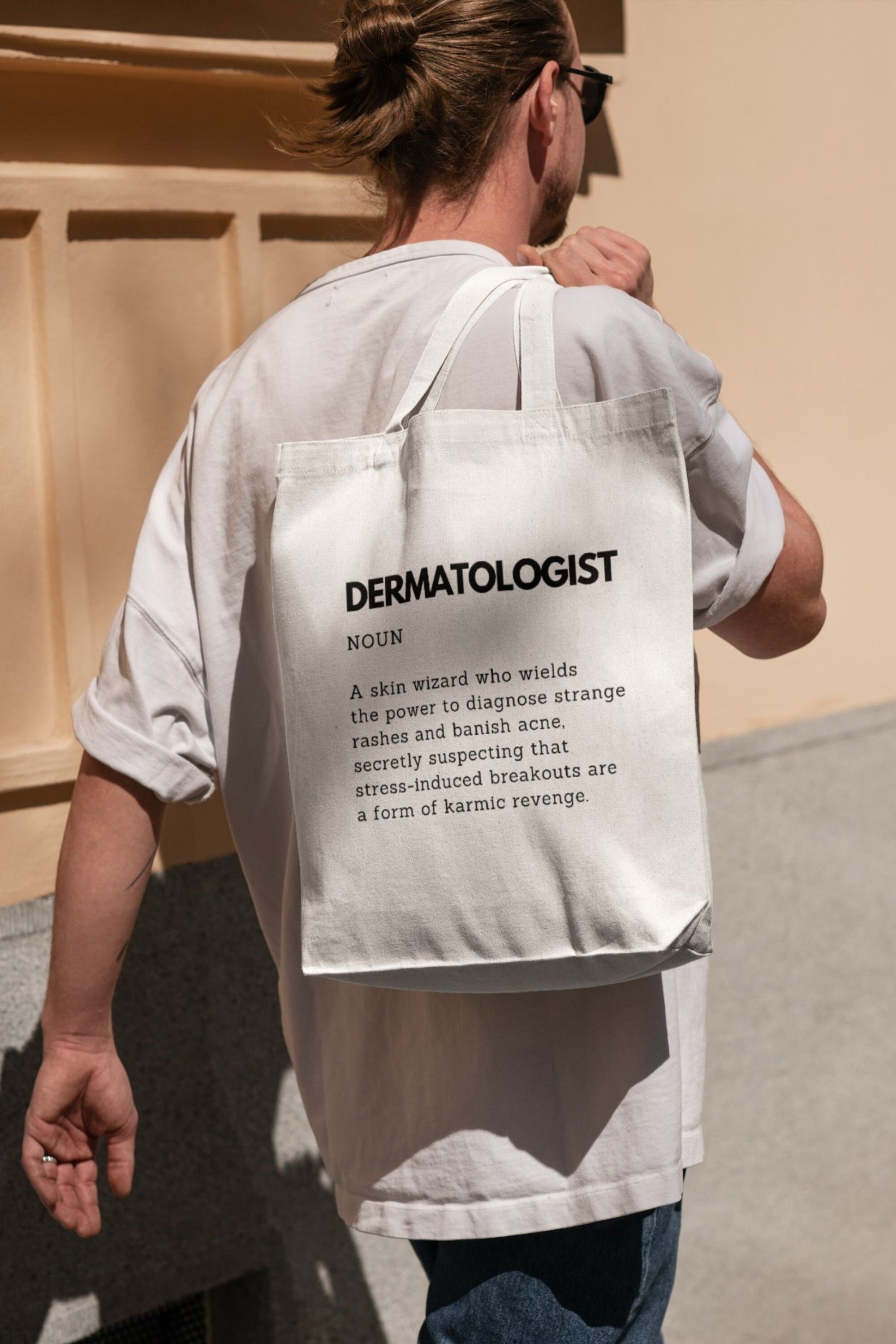 Dermatologist Definition Printed Tote Bag Funny Gift Skin Enthusiast Cotton Bag for Skin Doctor Gift Idea Tote bag with Funny Definition