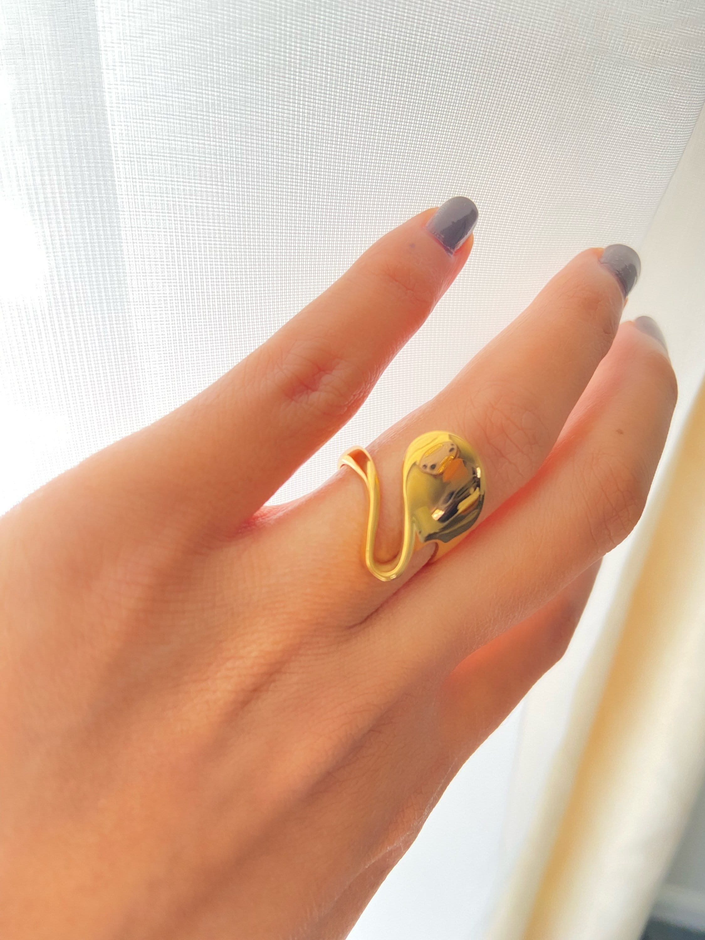 ★DEINET★ SHELL BOLD RING IN GOLD Shiny Shell Ring – ByNouck Jewelry