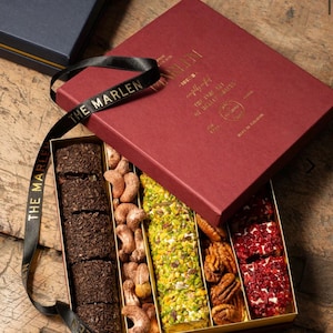 Handmade Turkish Delight Roll and Nuts Gift Set - Turkish Delight and Nut Variety Gift Box - Gourmet Turkish Delight Roll with Nuts Gift
