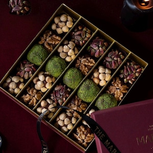 Deluxe Atom Cezerye Cocoa Bombs - Gourmet Gift Package - Exquisite Atom Cezerye Assortment - Premium Gift Box - Artisan Atom Cezerye
