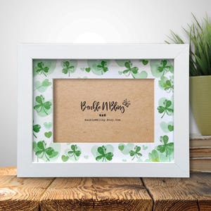 St Patrick's Day Clover and Hearts Picture Frame, St Patricks Spring Decor, 4x6 Photo Frame